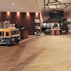 Otel Pullman Teranga